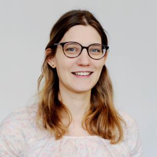 Hélène L’Huillier Hélène L’Huillier