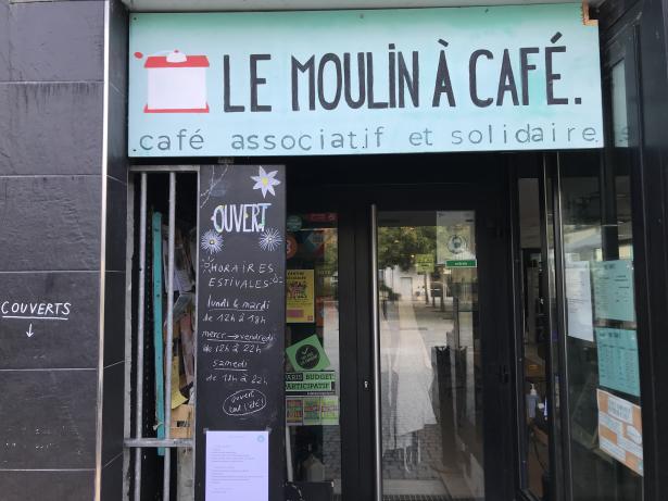 Le moulin à café